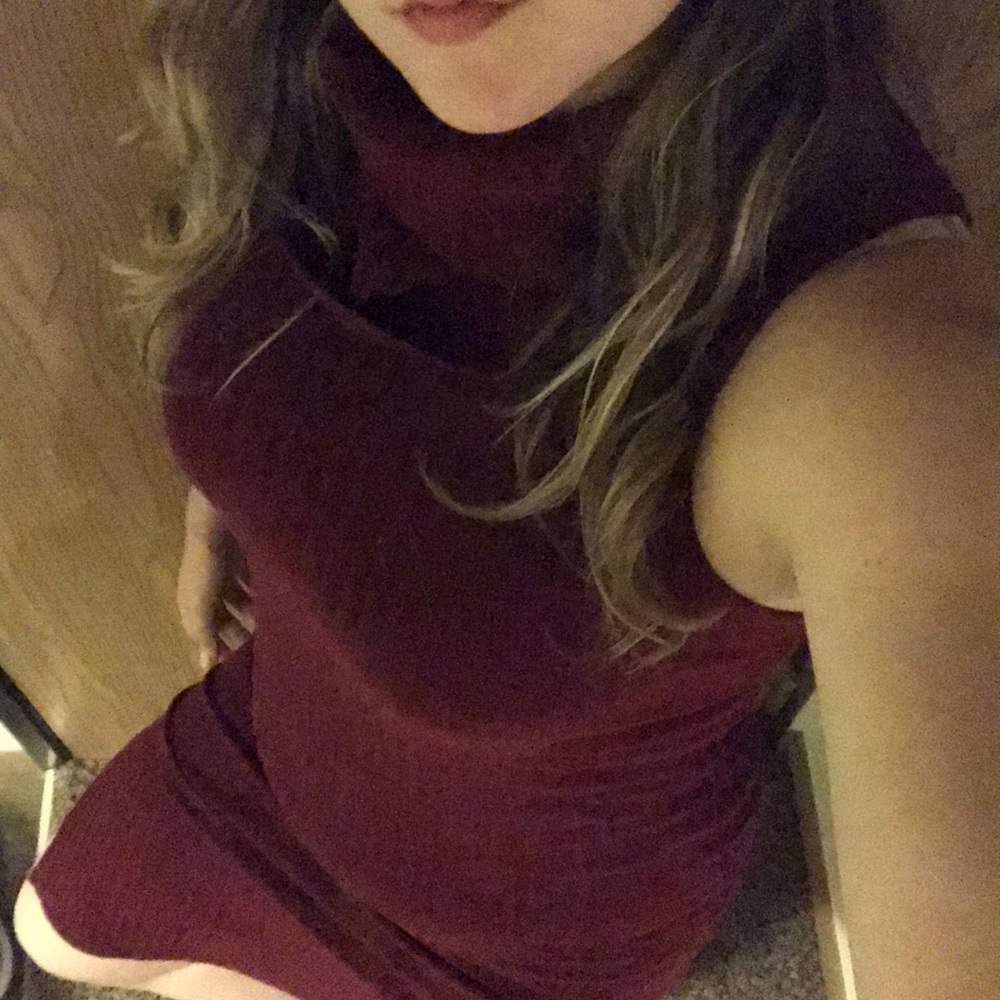 Sleeveless bodycon sweater dress